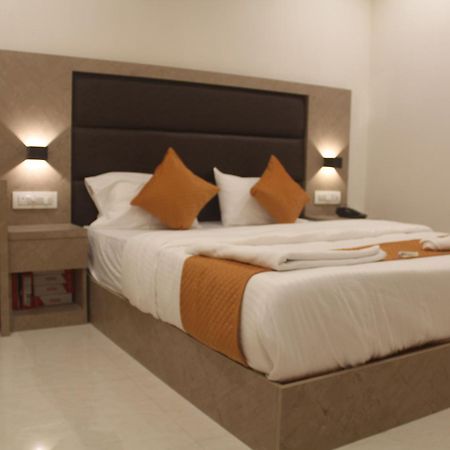 Hotel Metro Inn مومباي المظهر الخارجي الصورة