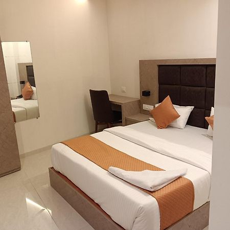 Hotel Metro Inn مومباي المظهر الخارجي الصورة