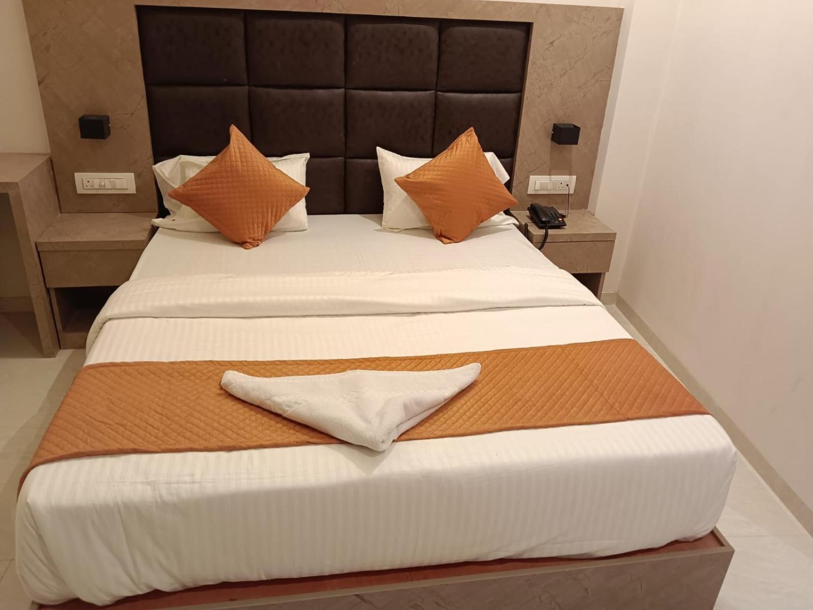 Hotel Metro Inn مومباي المظهر الخارجي الصورة