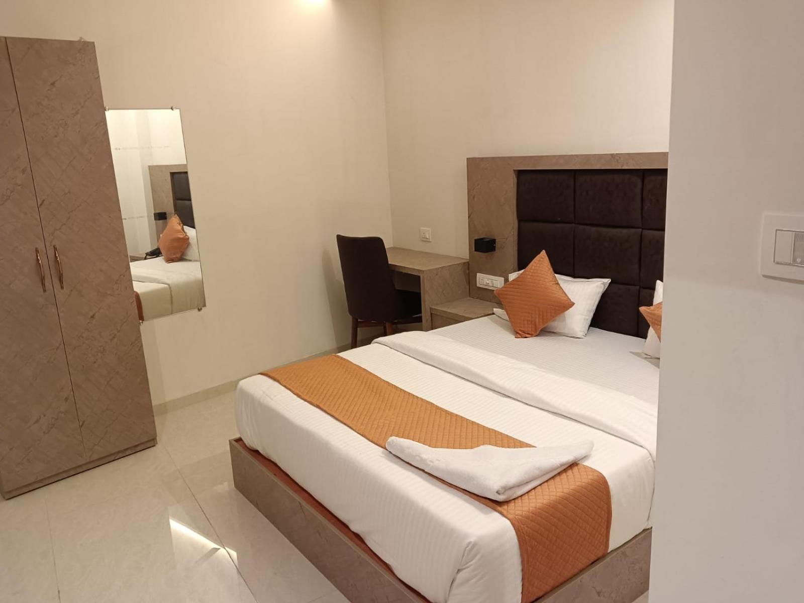 Hotel Metro Inn مومباي المظهر الخارجي الصورة